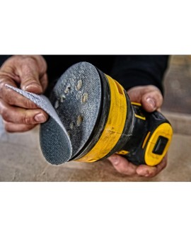 DEWALT - Ponceuse excentrique Ø 125 mm - 280 W à vitesse réglable - de 8,000 à 12,000 Orb / min - DWE6423-QS